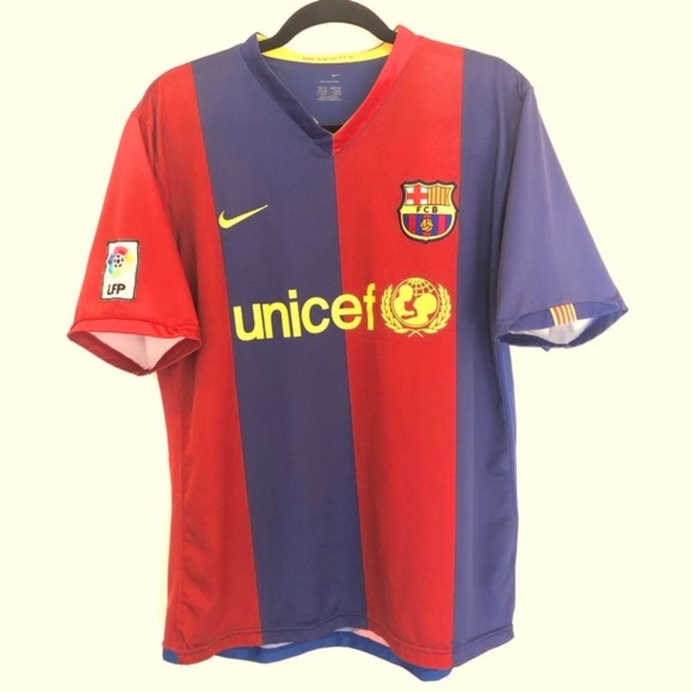 Nike Vintage FC Barcelona Jersey Mesh Stitched Logo Men's XL